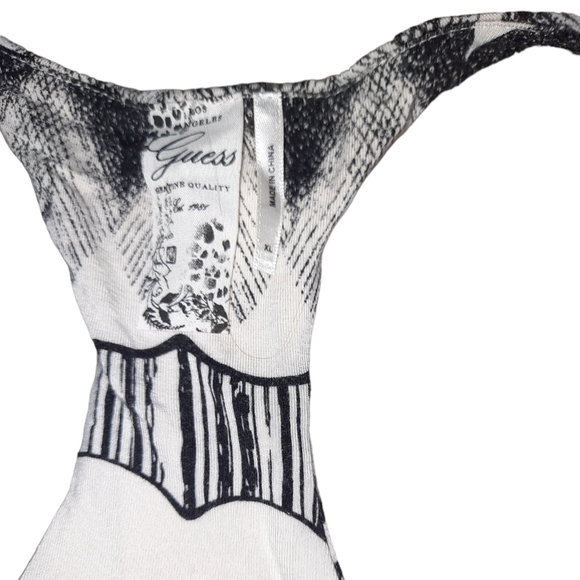 Bundle of 3 dresses - Picture 4 of 9